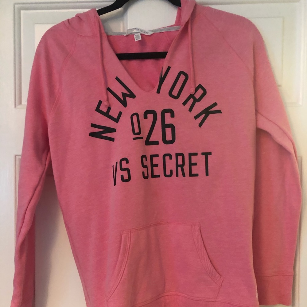 Victoria’s Secret Hoodie light pink